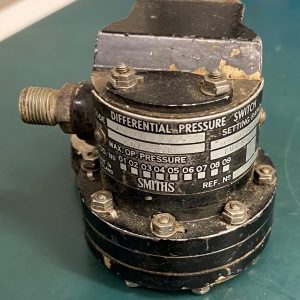 (Q19) Differential Pressure Switch, 1001/9PG/6, Smiths Industries