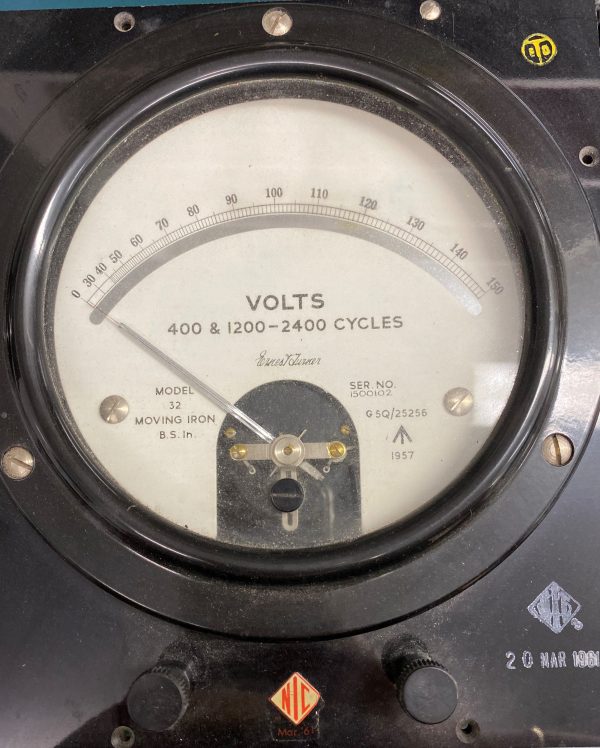 (Q10) Test Box voltmeter, GSQ/25256