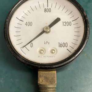 (Q16) Pressure Gauge, 0-1600 kPA, Bell Instruments