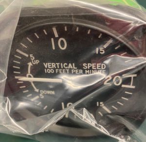 (QS2) Vertical Speed Indicator, 7000, Type I 0-2,000 Ft/Min, United Instruments