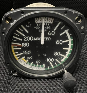 (QS3) Airspeed Indicator, 8125B.97, United Instruments